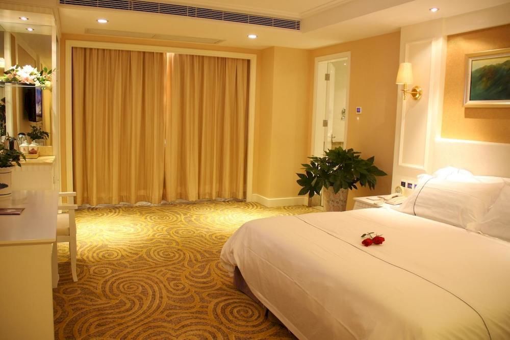 Huizhou Jinhuayue International Hotel Buitenkant foto