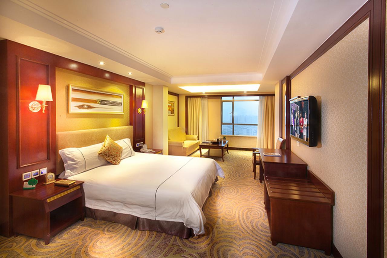 Huizhou Jinhuayue International Hotel Buitenkant foto