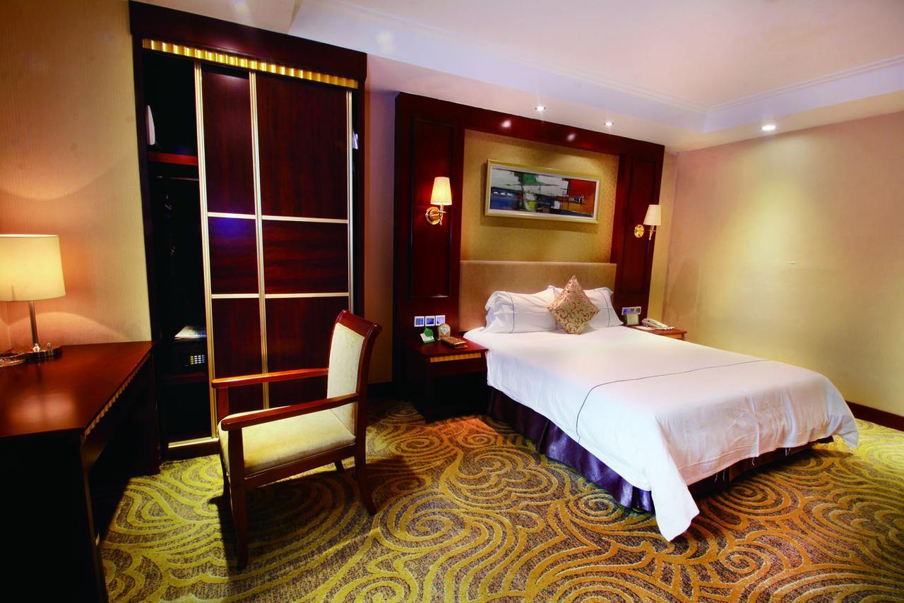 Huizhou Jinhuayue International Hotel Buitenkant foto