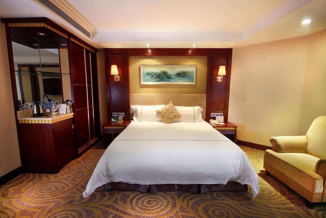 Huizhou Jinhuayue International Hotel Buitenkant foto